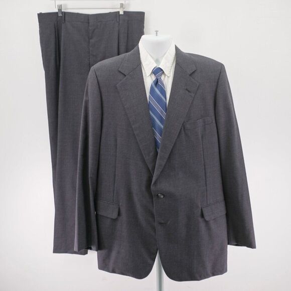Vintage Hickey Freeman Wool Gray Check 2 Piece Suit 44R 38 / 32 High Rise Pleate - Picture 1 of 16